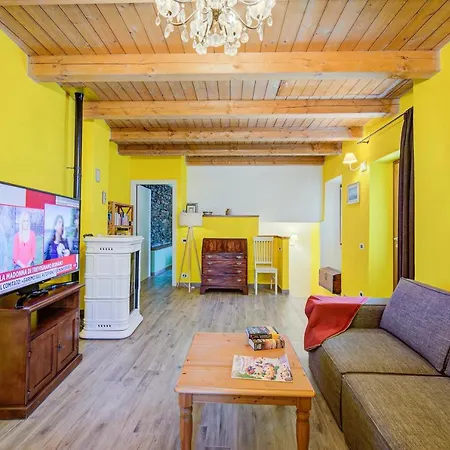 Vakantiehuis Brighty Rainbow House Garden - Happy *